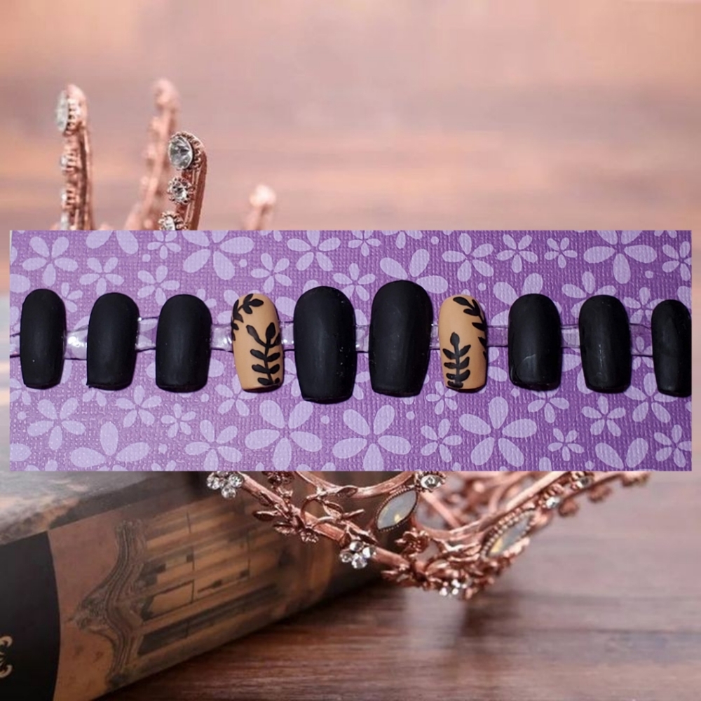 Black Floral Press on Nails